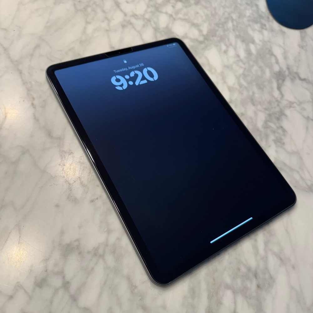 Apple iPad Pro (11 inch)